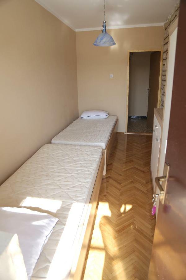 Apartment 51 Gornji Karin Bagian luar foto